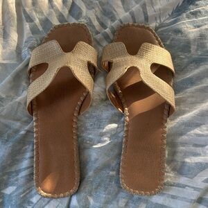 Nicole Miller Woven Beige Crisscross Slide Sandals